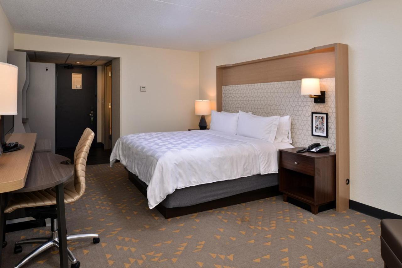 Holiday Inn Hotel & Suites Overland Park-Convention Center By Ihg Kültér fotó