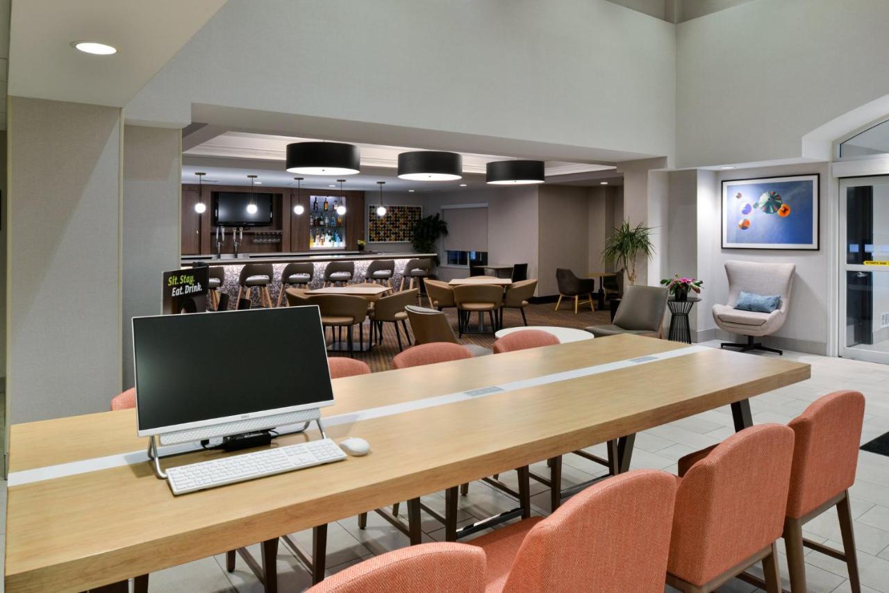 Holiday Inn Hotel & Suites Overland Park-Convention Center By Ihg Kültér fotó