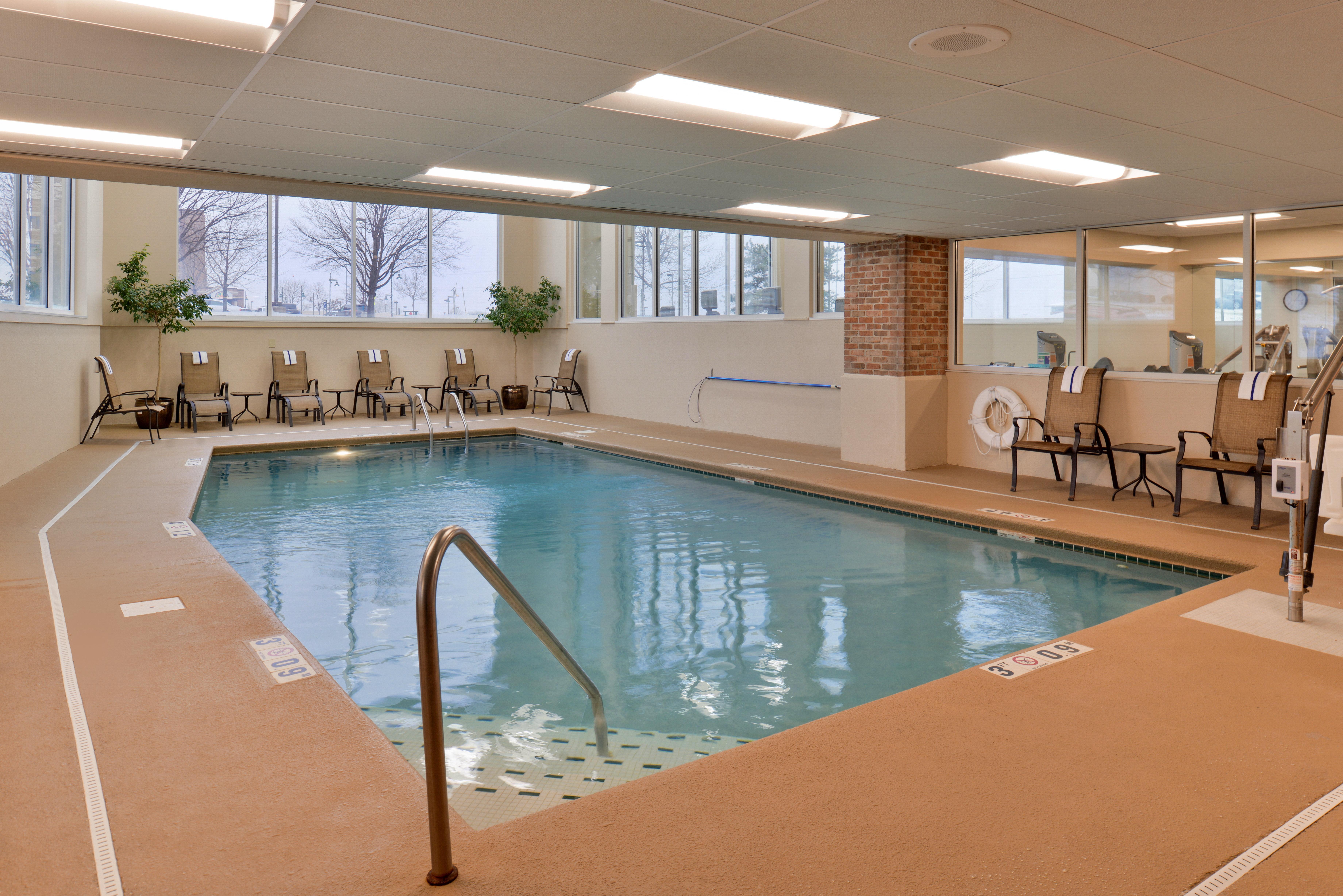 Holiday Inn Hotel & Suites Overland Park-Convention Center By Ihg Kültér fotó